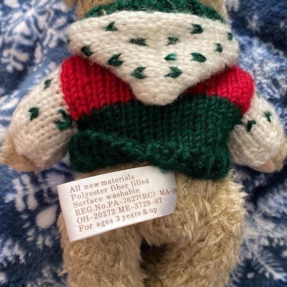 HUGFUN SMALL CHRISTMAS SWEATER TEDDY BEAR - Picture 4 of 5